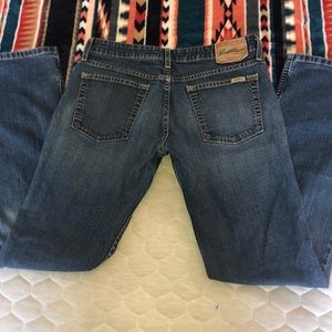 Signature Levi Strauss Low Rise Bootcut Jeans